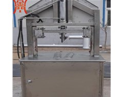 劈半機(jī)發(fā)貨了，感謝呂經(jīng)理大力支持